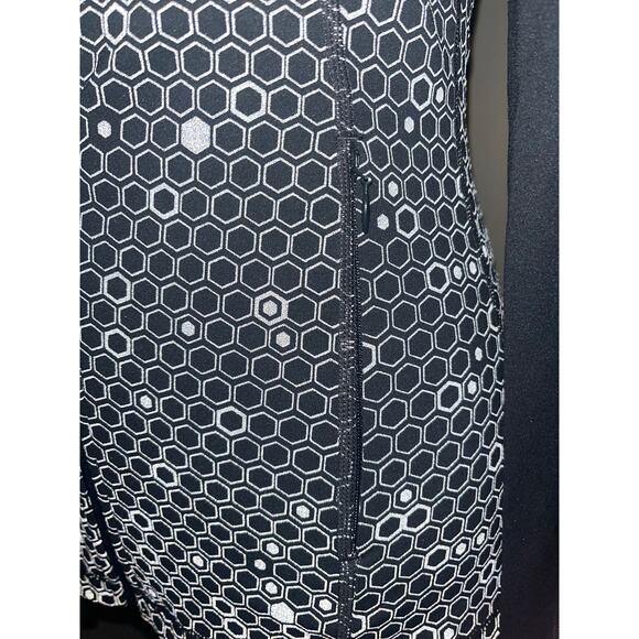 NWT SWEATY BETTY XXS Power Workout Zip Through Jacket Reflective Gray - Picture 10 of 13